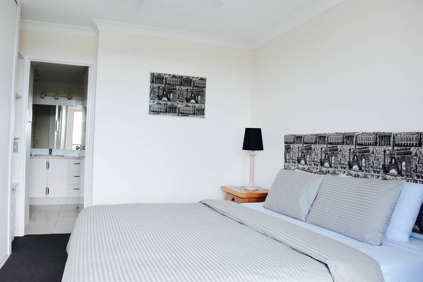 311/1-8 Paradise Island SURFERS PARADISE 9