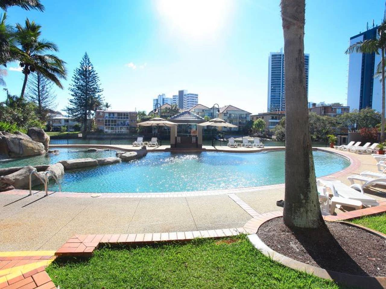 311/1-8 Paradise Island SURFERS PARADISE 14