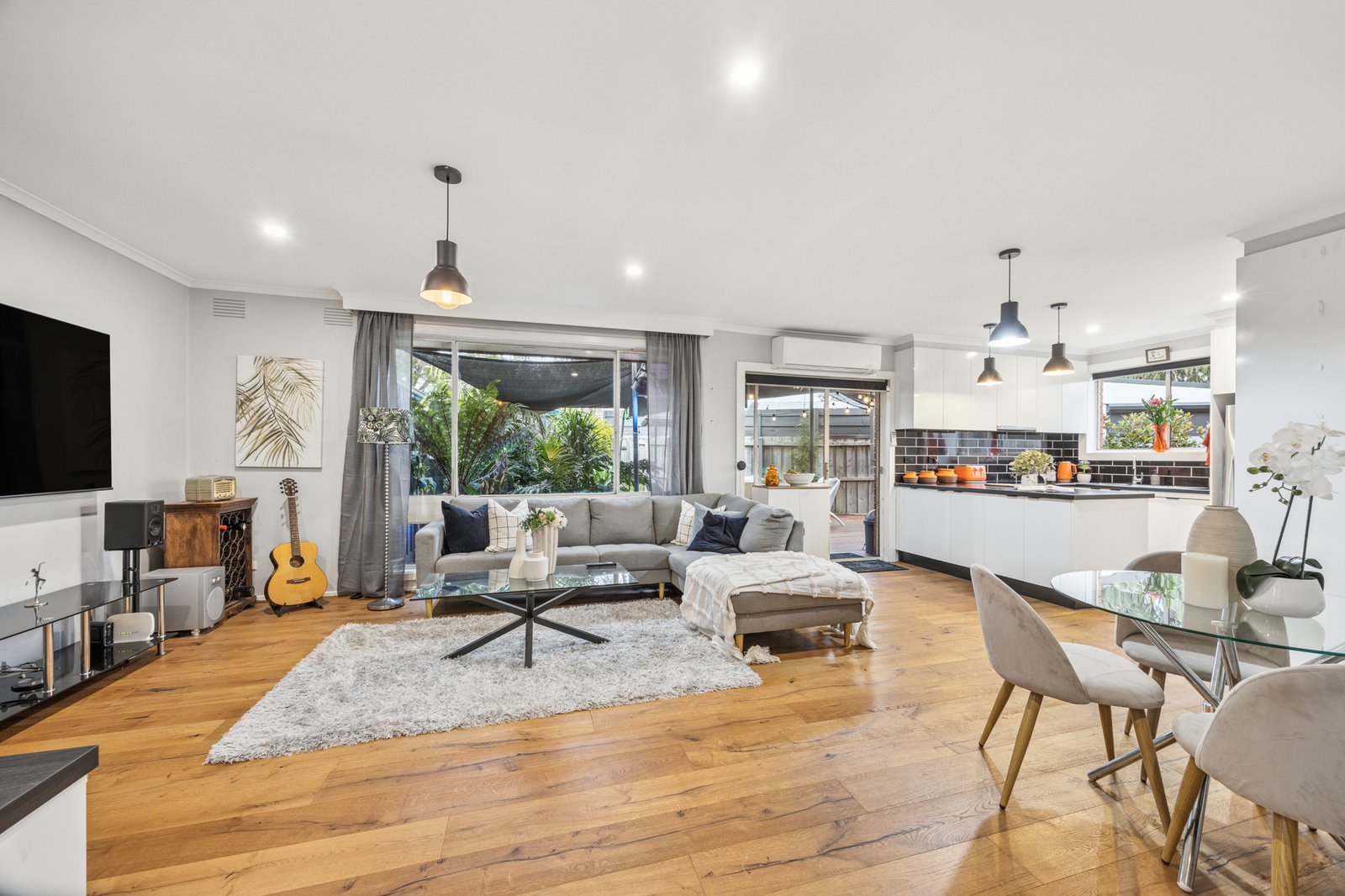 Gallery: 3/112-114 Centre Dandenong Road