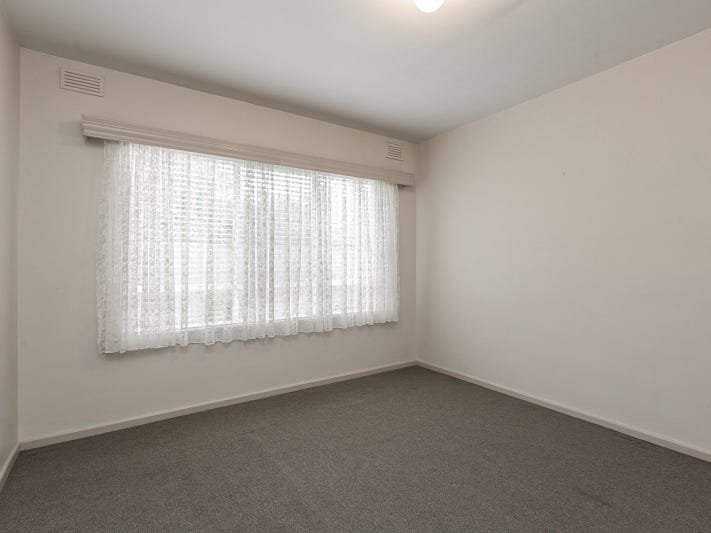 Gallery: 3/114 Hyde Street