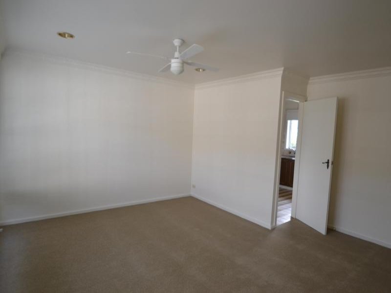 Gallery: 3/117 Balcombe Road