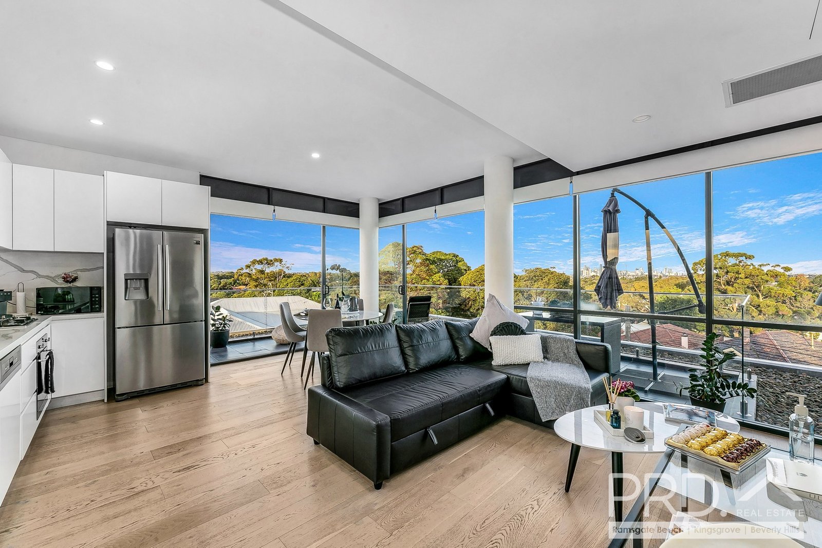 3.11/7 Pittwater Road GLADESVILLE 6