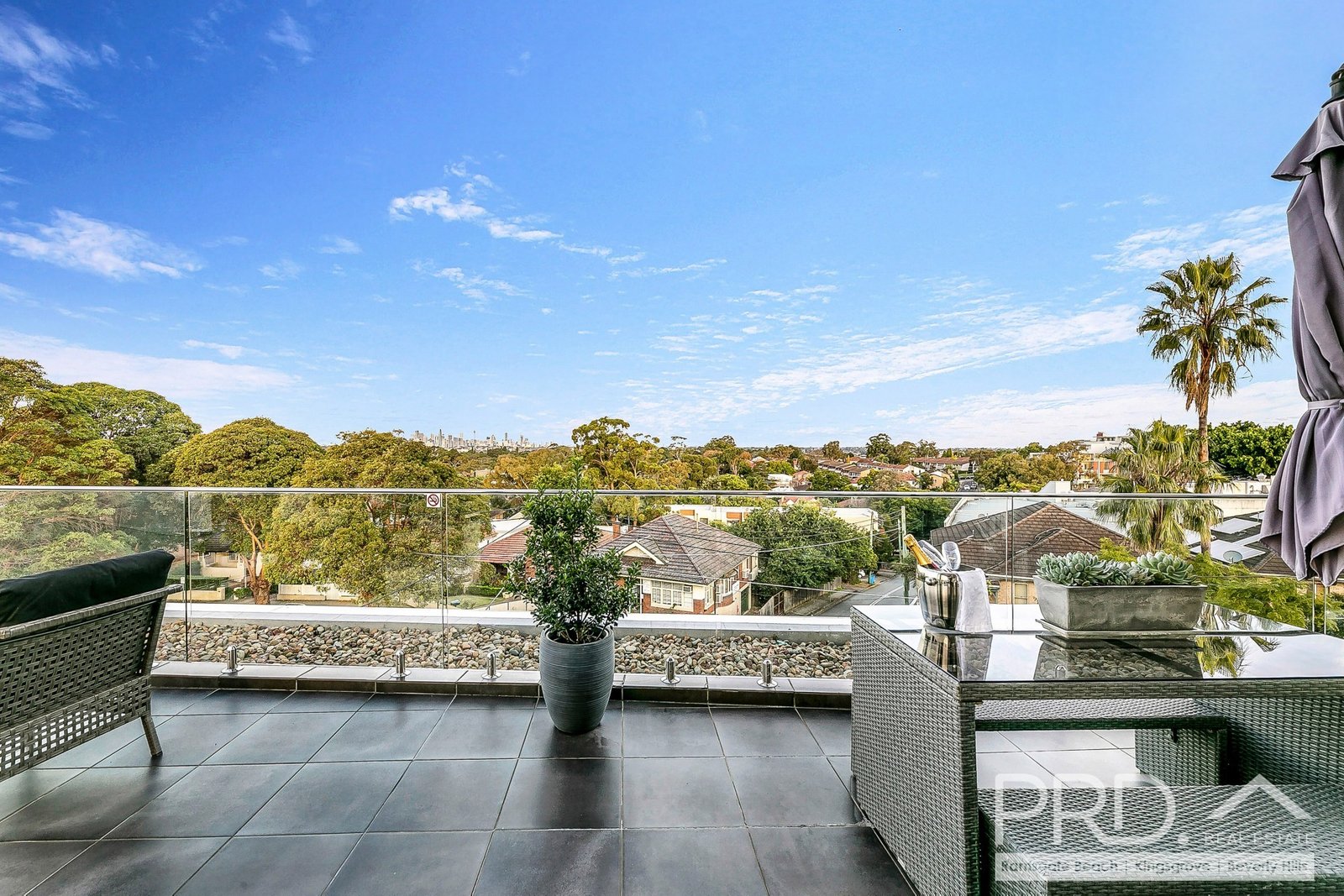 3.11/7 Pittwater Road GLADESVILLE 10