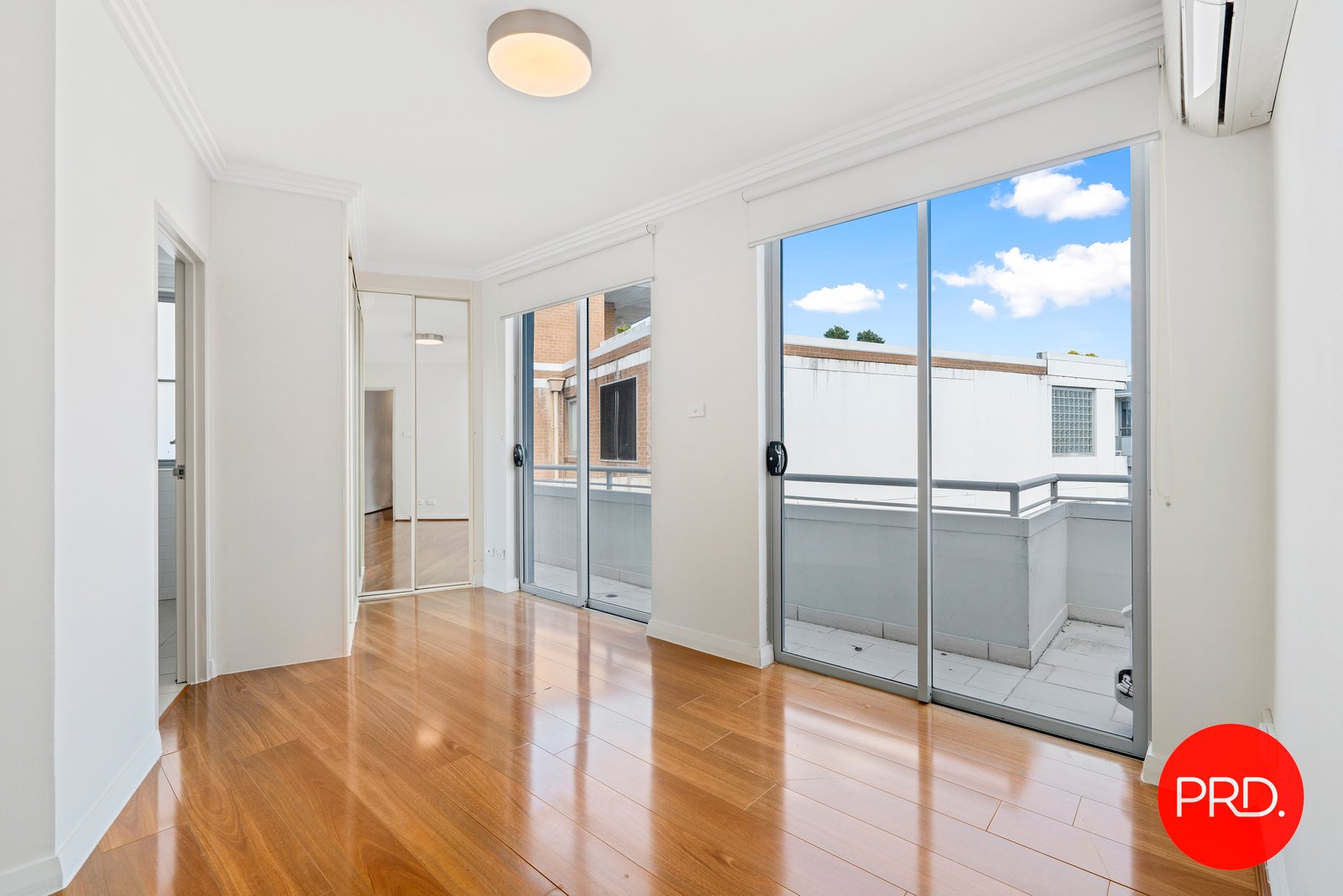 31/173-179 Princes Highway KOGARAH 4