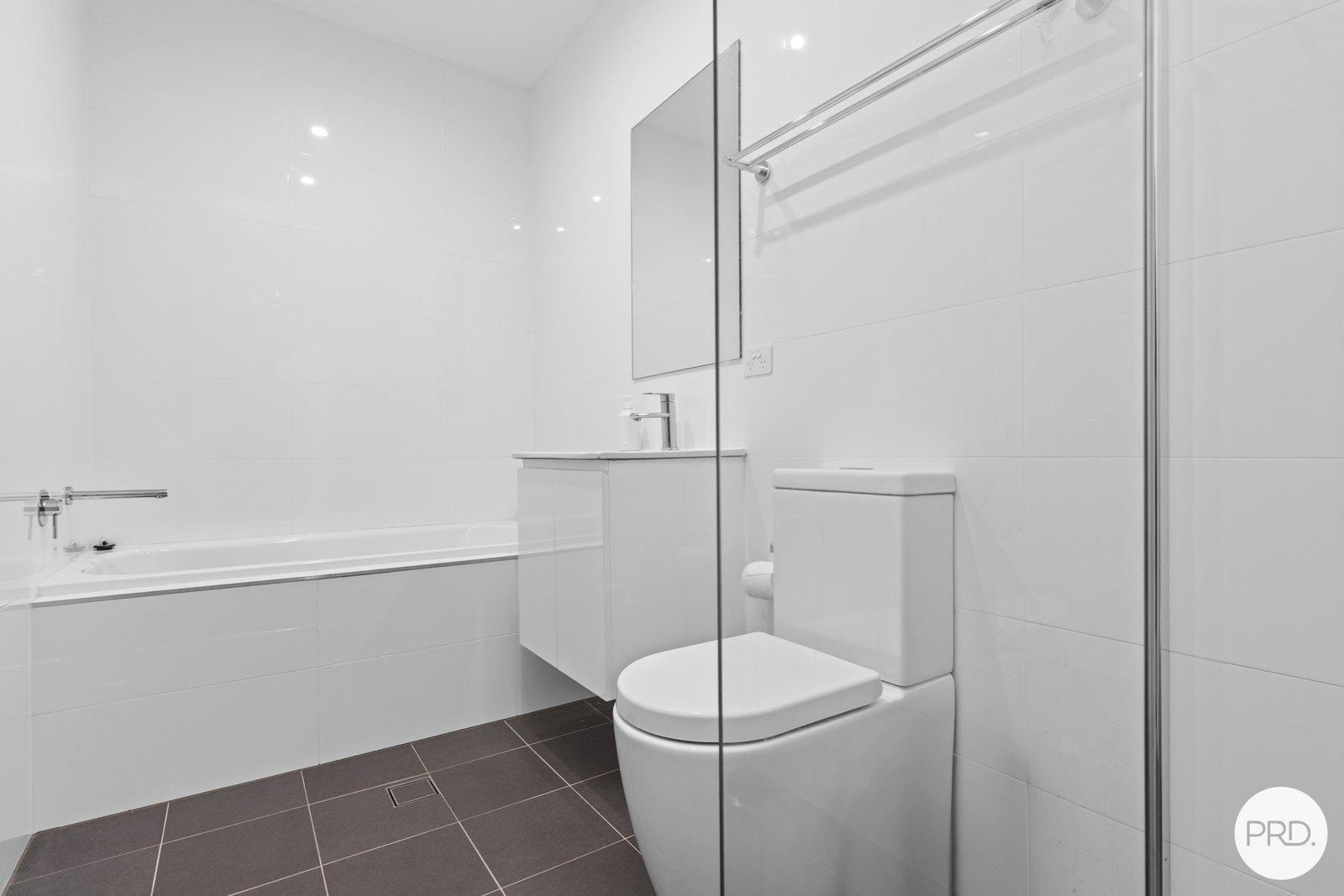 3/118-120 Kingsgrove Road KINGSGROVE 8