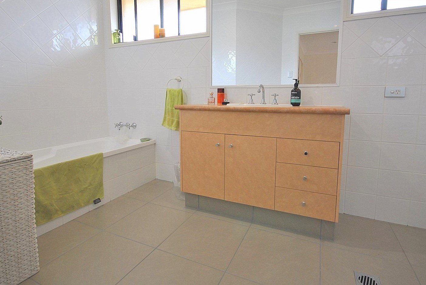 3/12-14 Gardiners Place SOUTHPORT 7