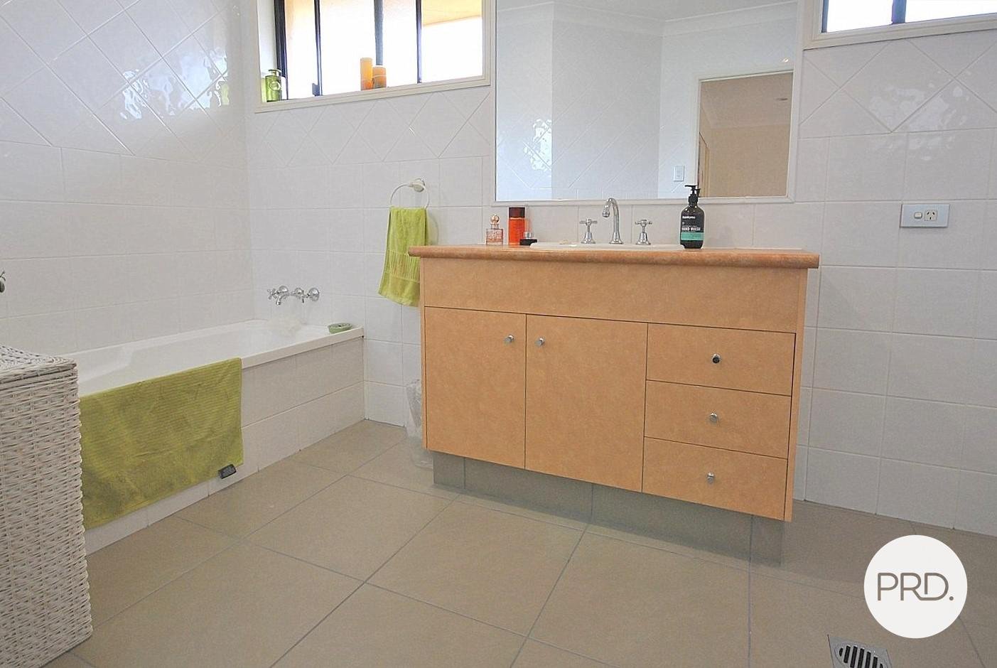 3/12-14 Gardiners Place SOUTHPORT 7