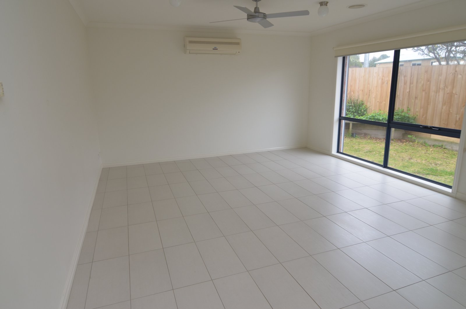 Gallery: 3/12 Alkoomi Avenue