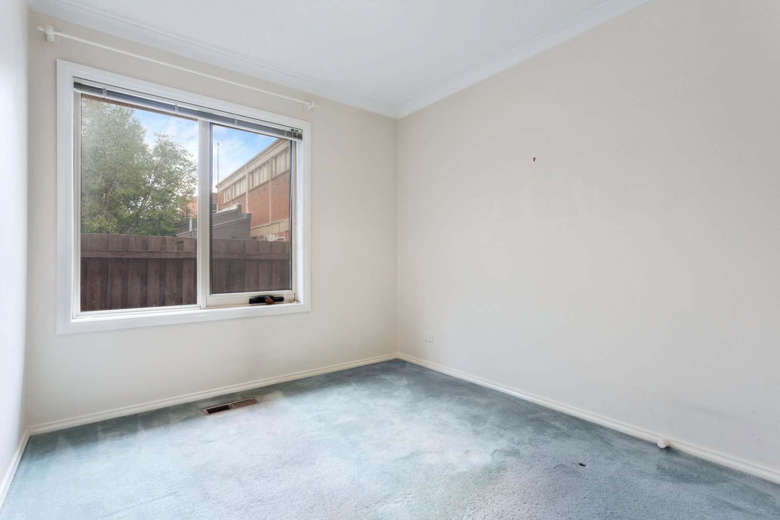 Gallery: 3/12 Bleazby Street