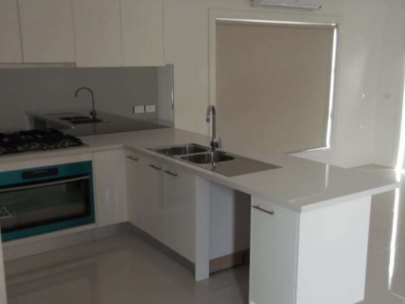 Gallery: 3/12 Charlotte Street