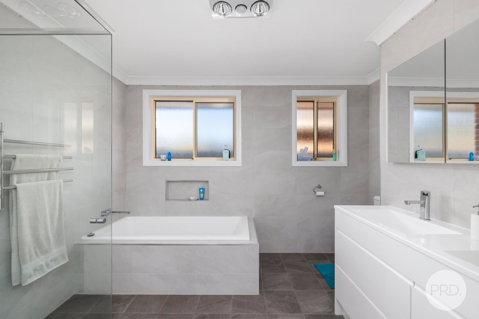 3/12 Compass Close SALAMANDER BAY 9