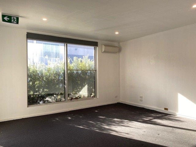 Gallery: 3/12 Henderson Road
