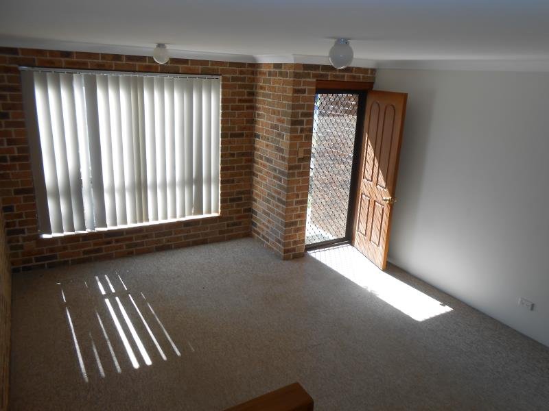 3/12 Illoura Street TAMWORTH 2