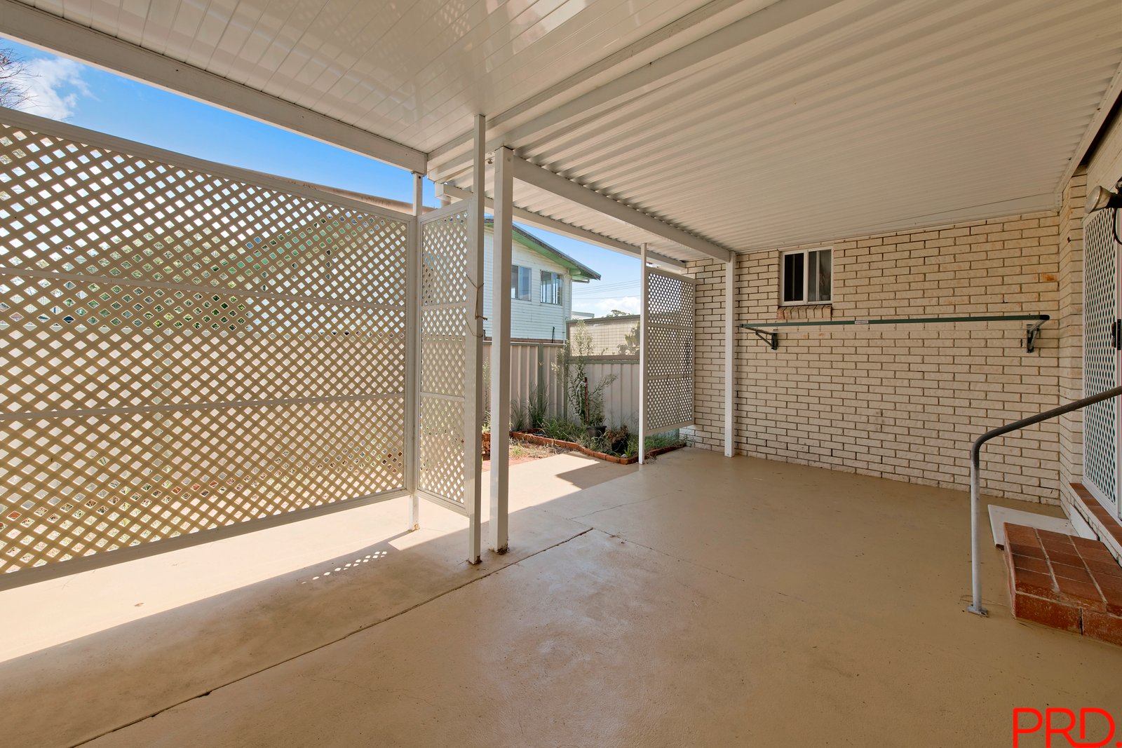 3/12 McLennan Street LAURIETON 12