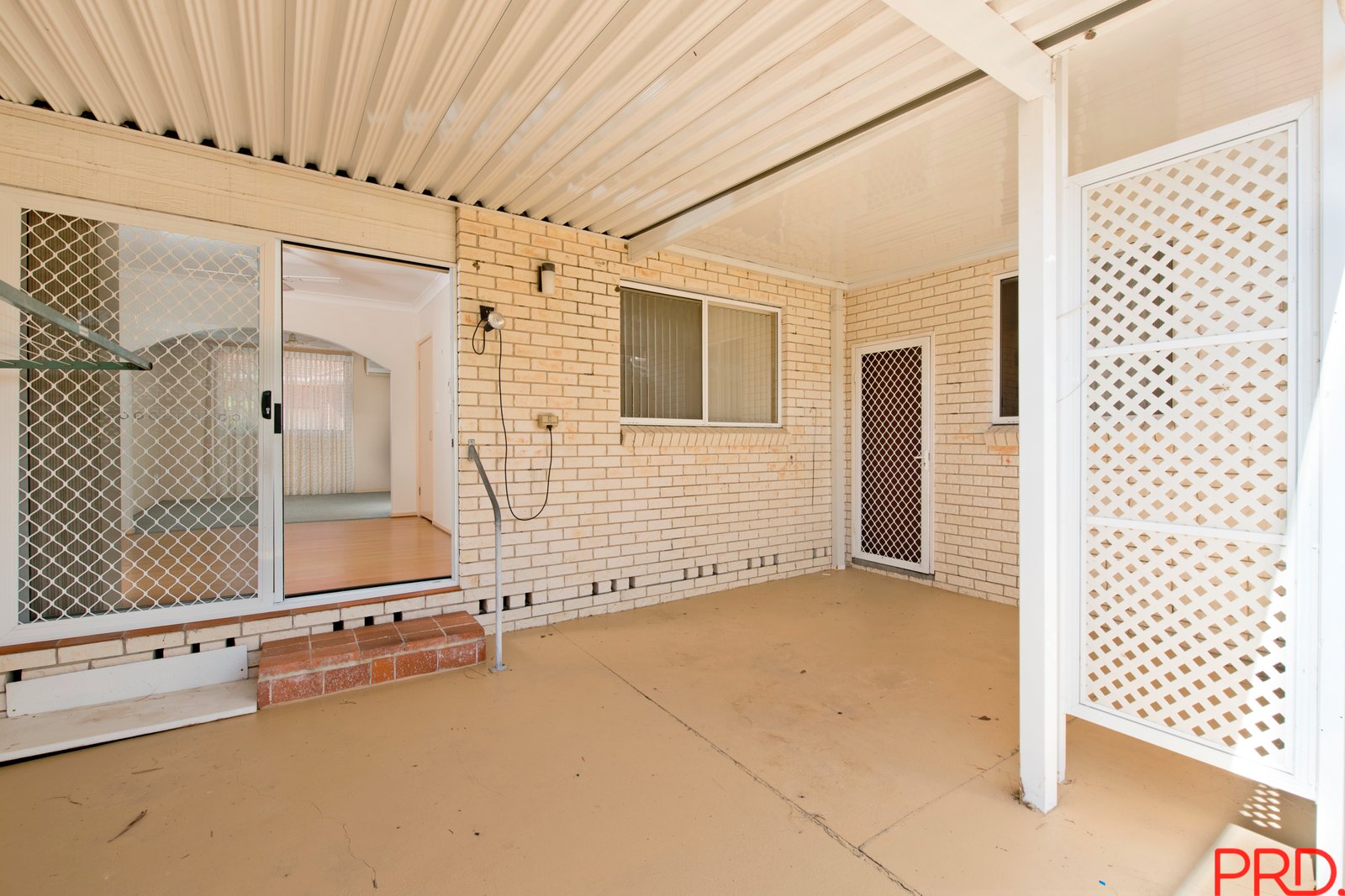 3/12 McLennan Street LAURIETON 13