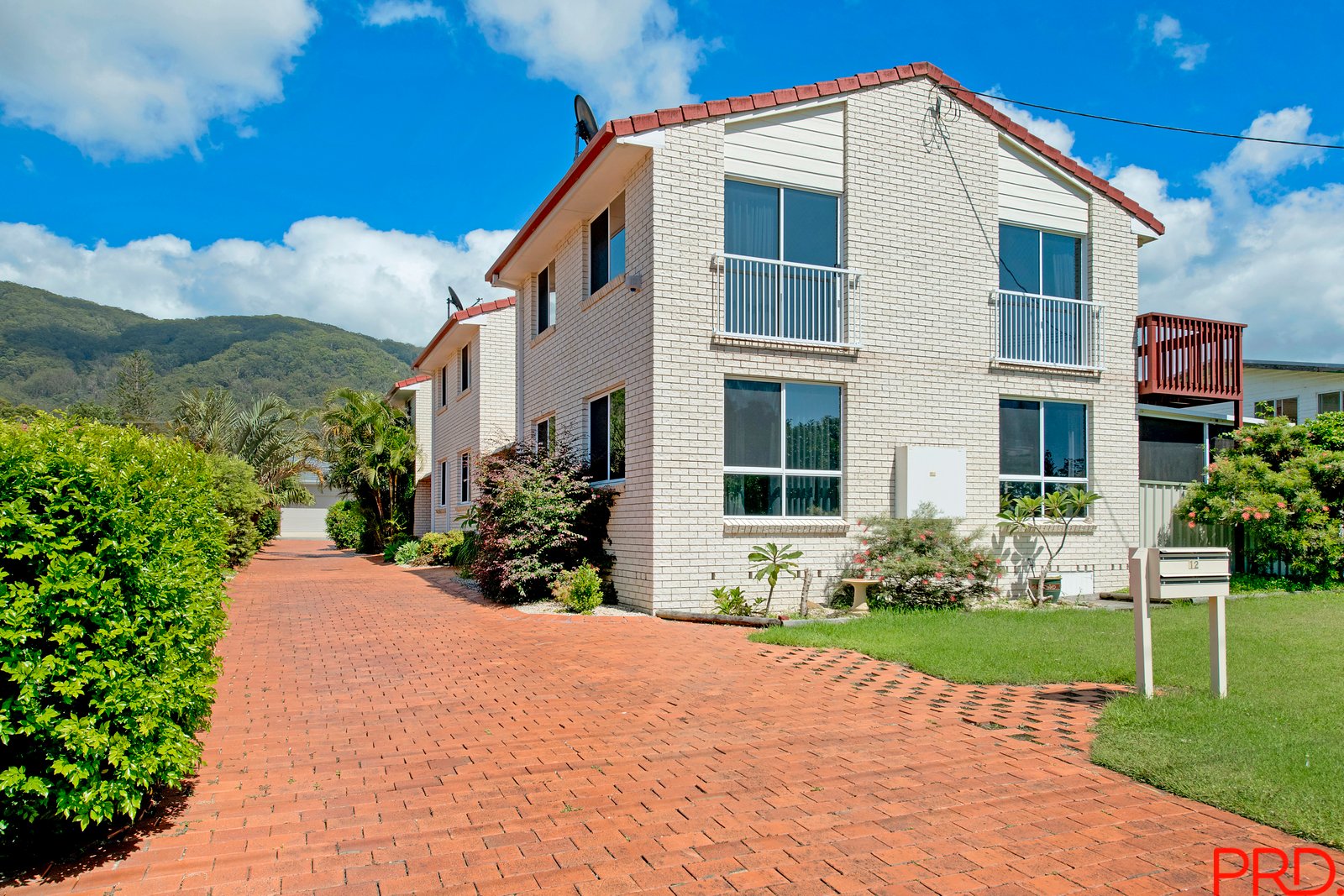 3/12 McLennan Street LAURIETON 14