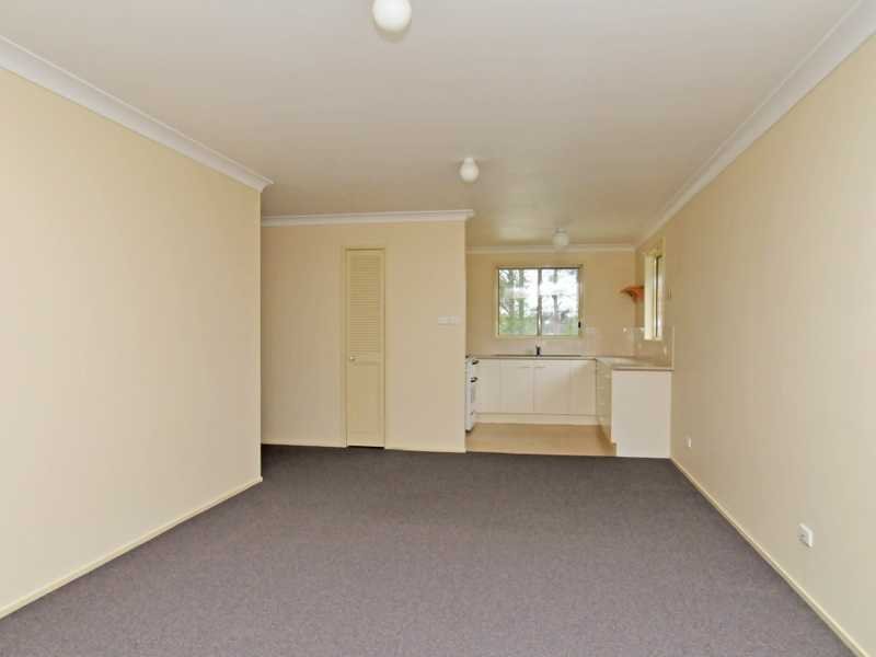 3/12 Proserpine Close ASHTONFIELD 5