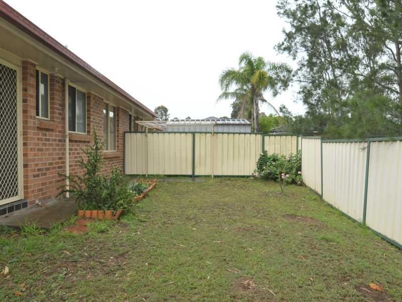 3/12 Proserpine Close ASHTONFIELD 6