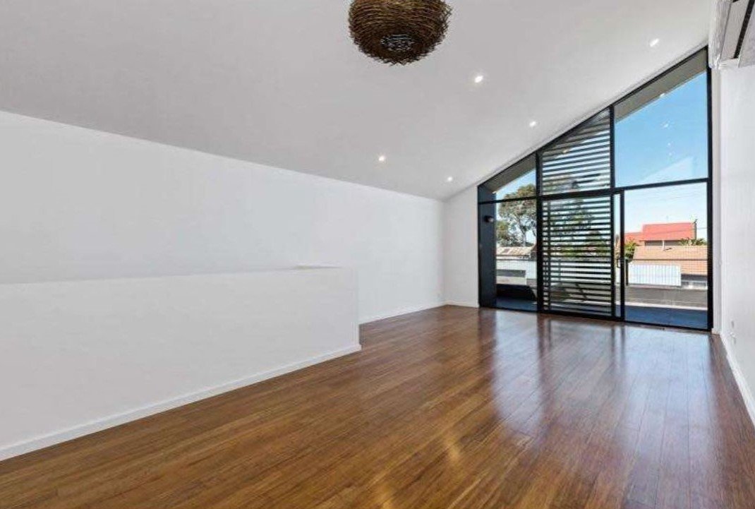 Gallery: 3/12 Russell Street
