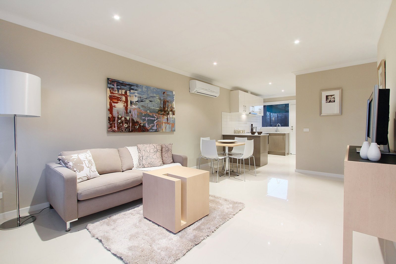Gallery: 3/12 Swanpool Avenue