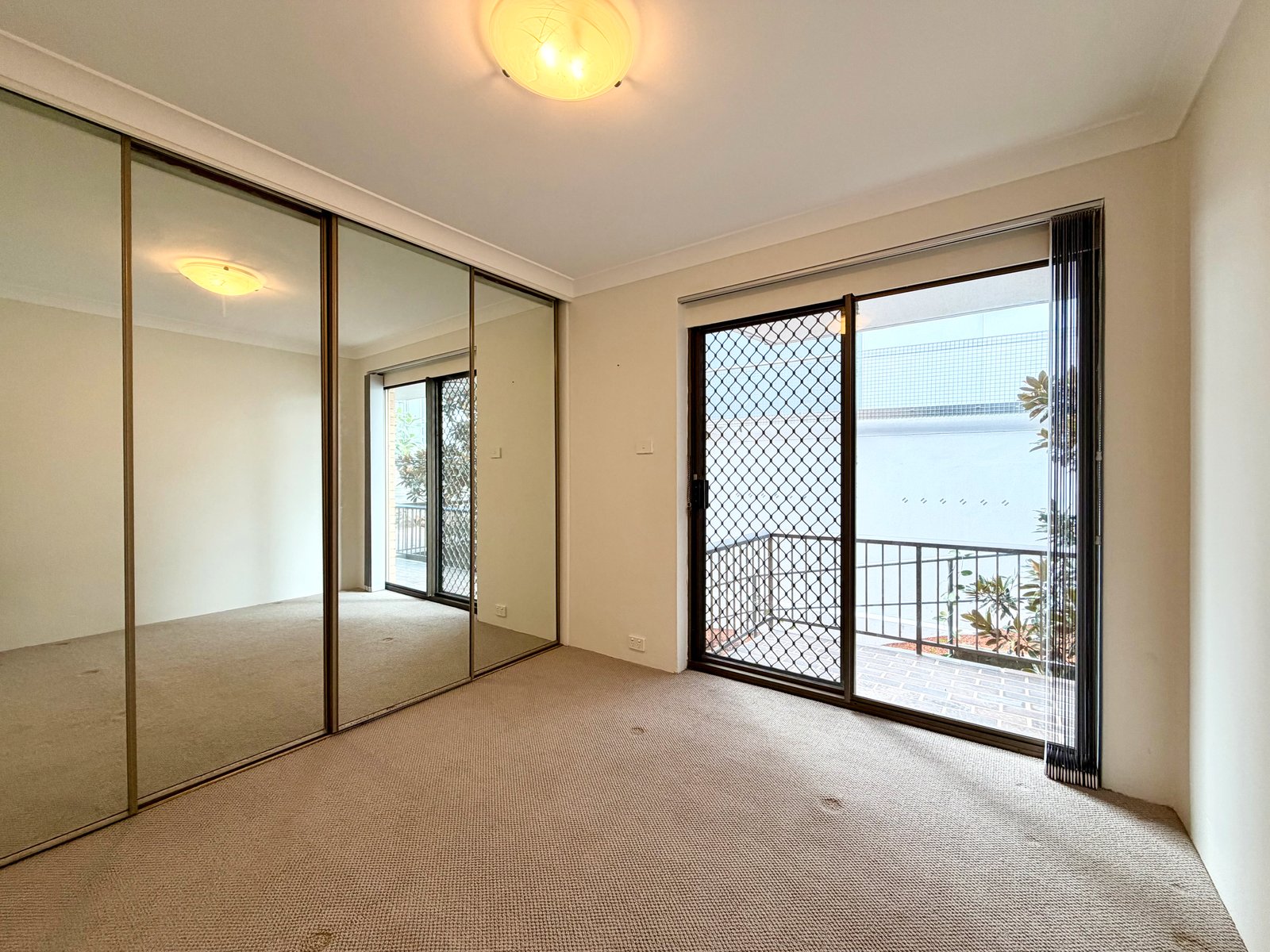 3/12 Thurlow Avenue NELSON BAY 11