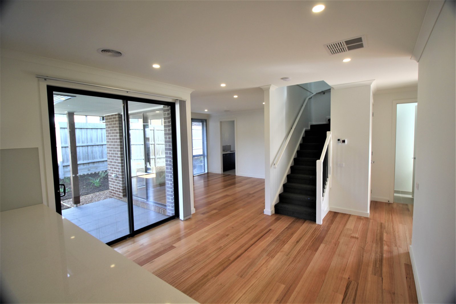 Gallery: 3/12 Woonah Street