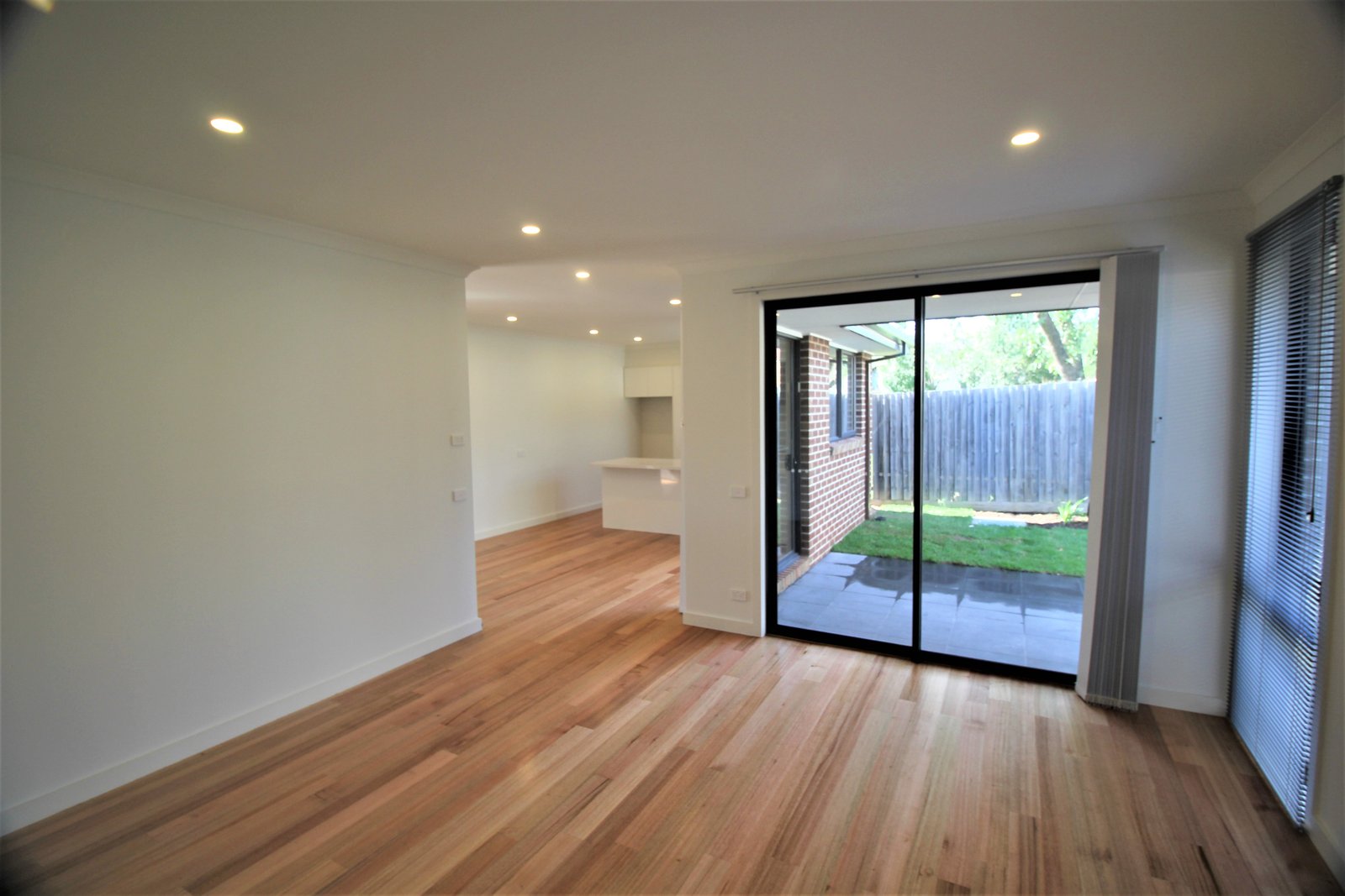 Gallery: 3/12 Woonah Street