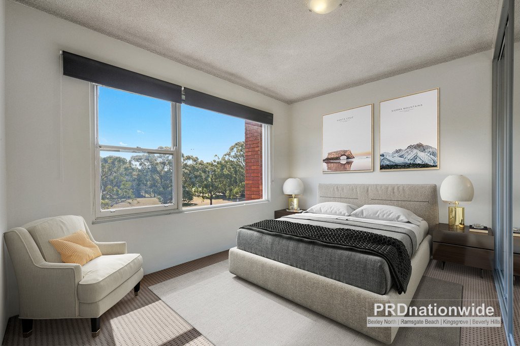 3/120 Chuter Avenue RAMSGATE BEACH 3