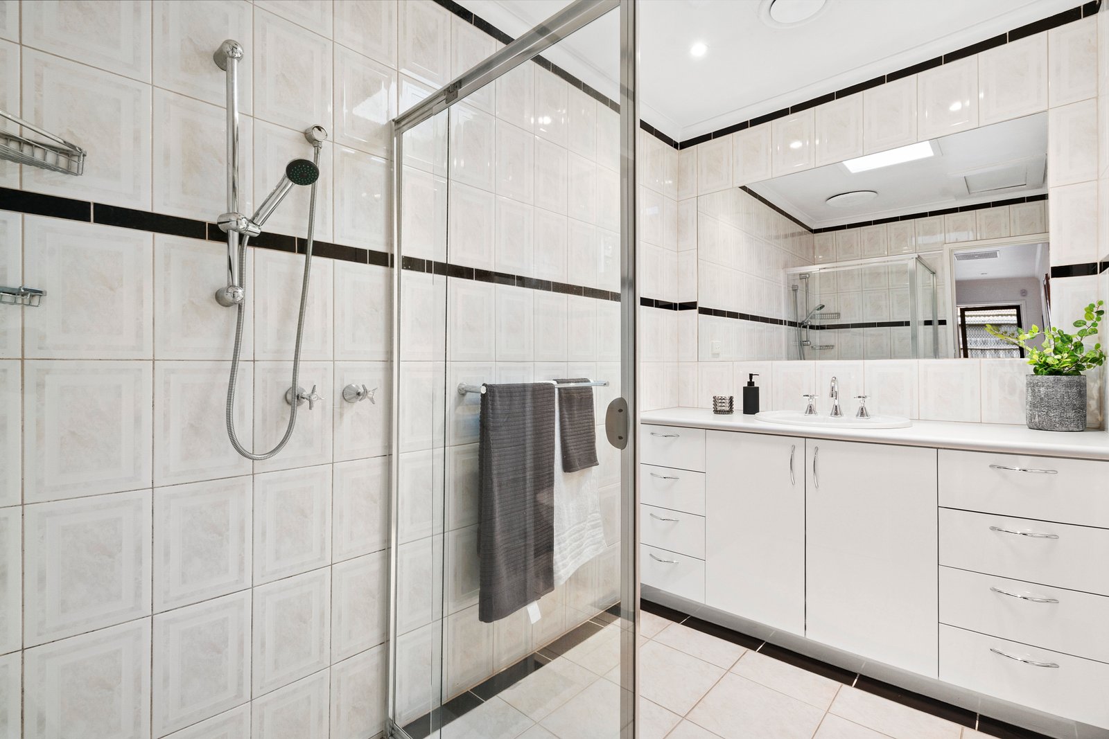 Gallery: 3/1201 Nepean Highway