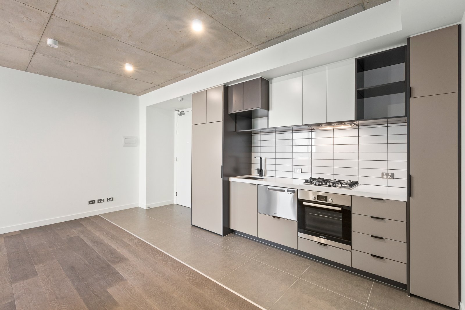 Gallery: 312/196 St Kilda Road