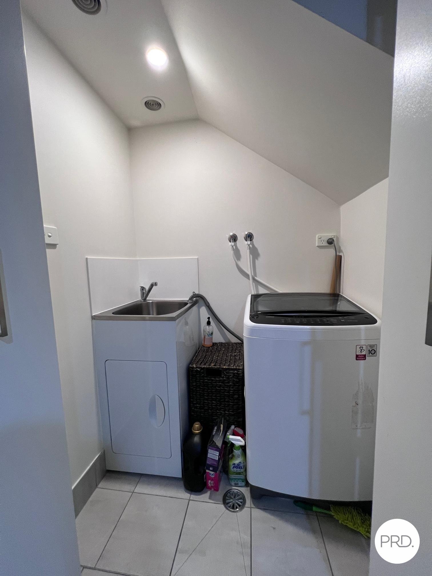 31/22 Henry Kendall Street FRANKLIN 8