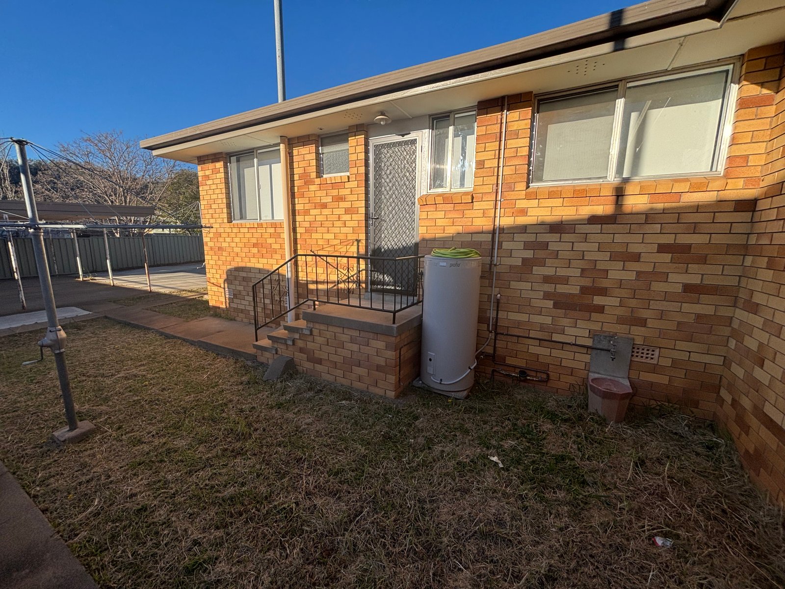 3/122 Piper Street TAMWORTH 14