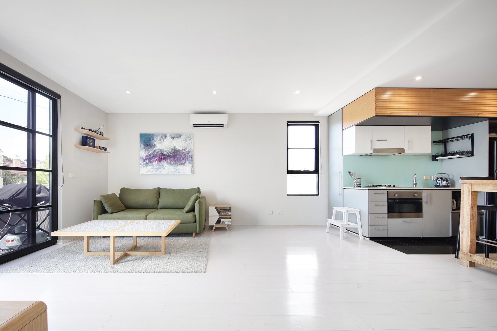 Gallery: 31/220 Barkly Street