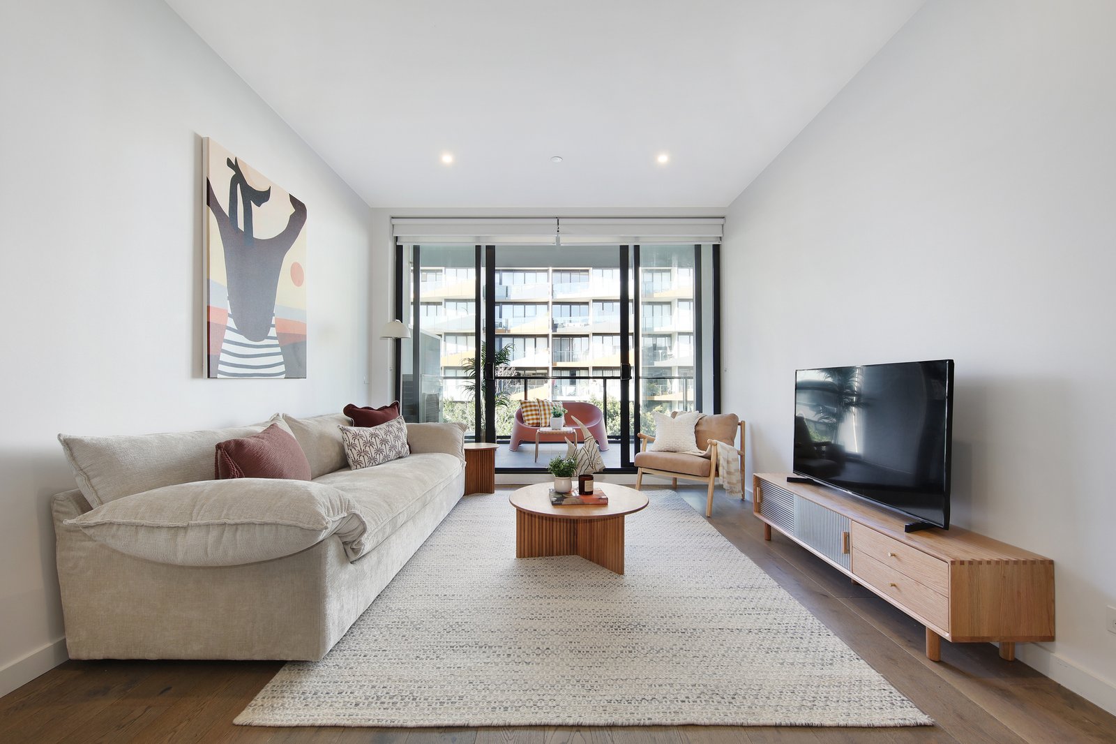 Gallery: 312/220 Bay Road