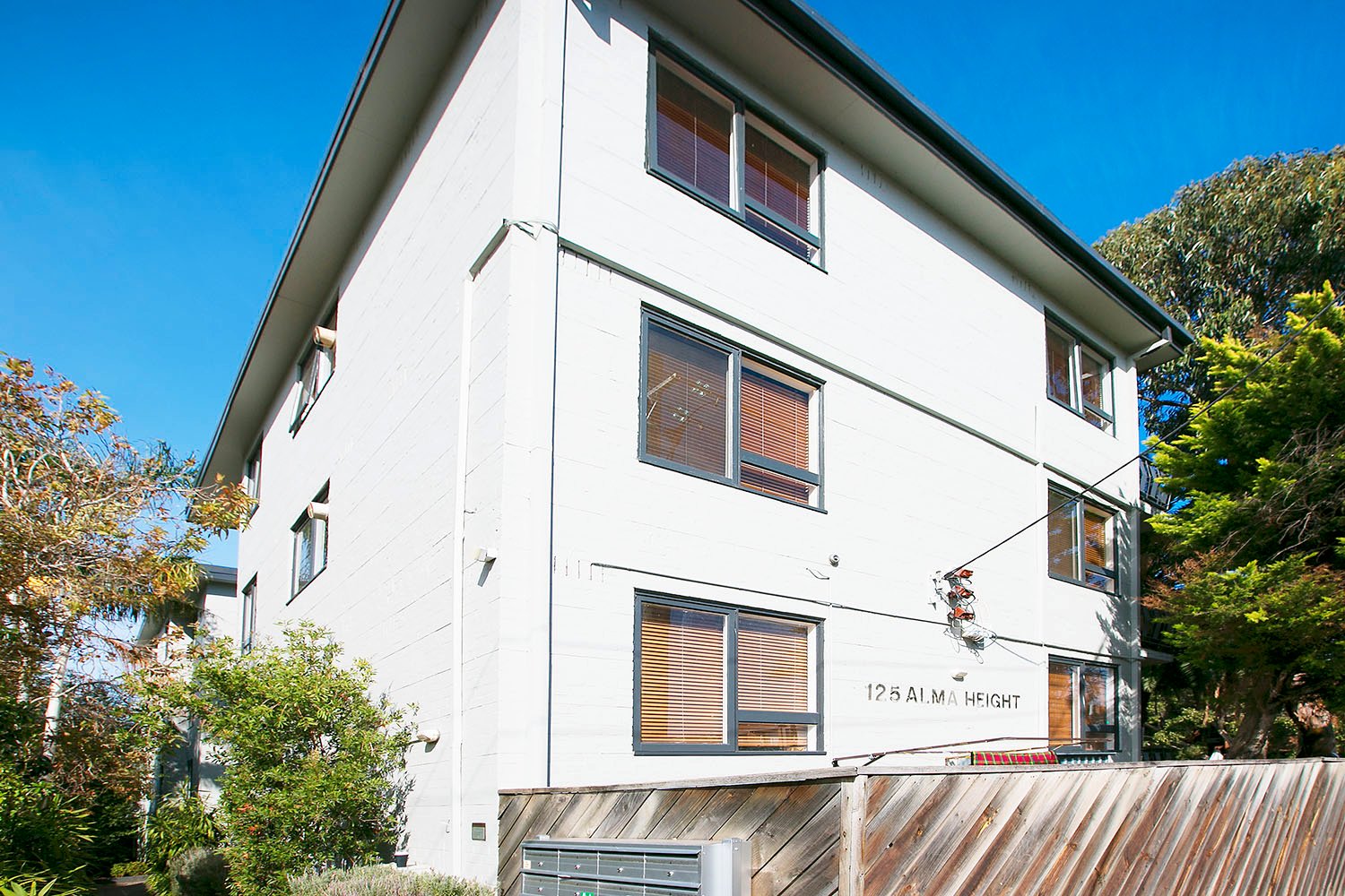 Real Estate and Property in 3/125 Alma Road, St Kilda East, VIC