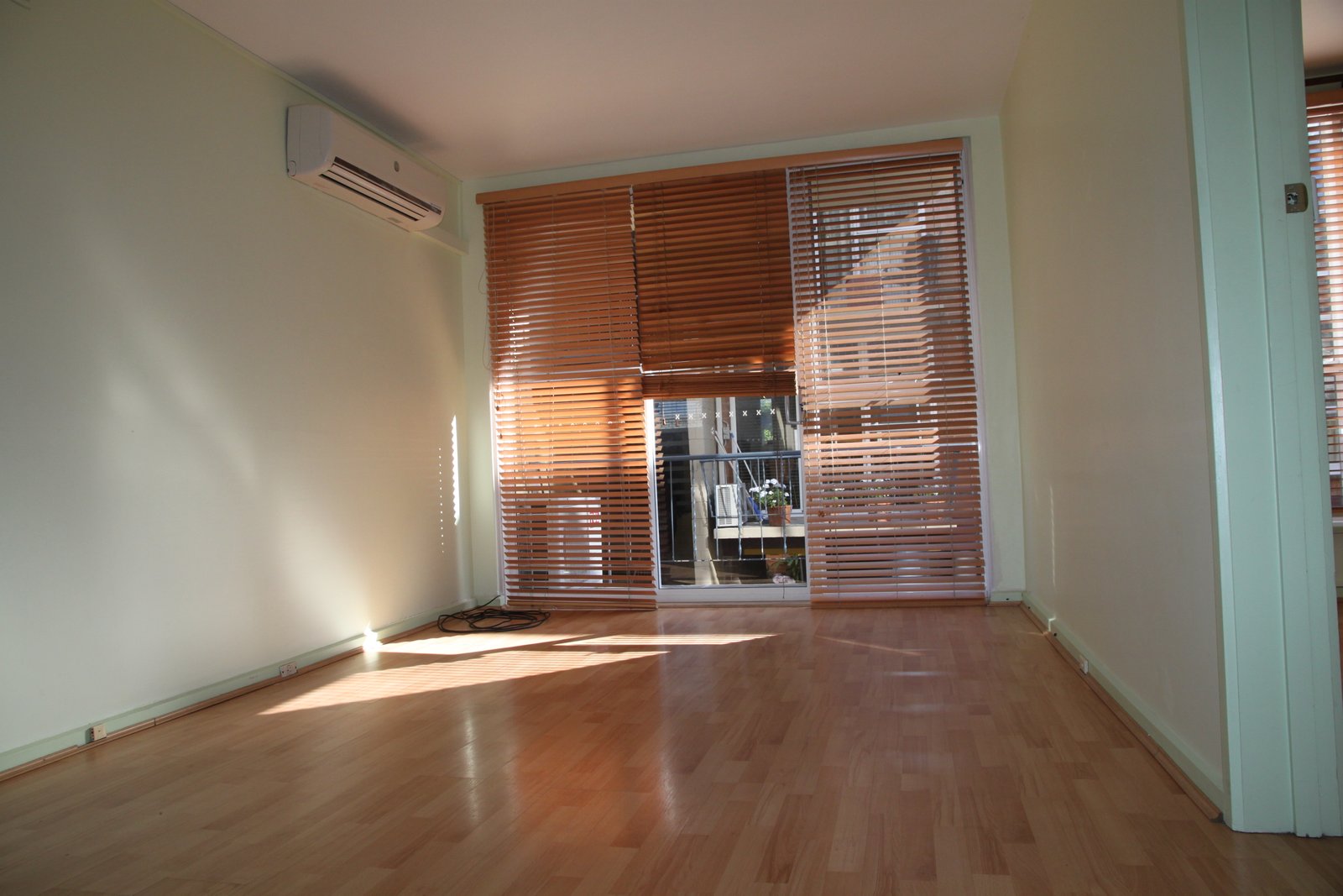 Gallery: 31/25 Robe Street