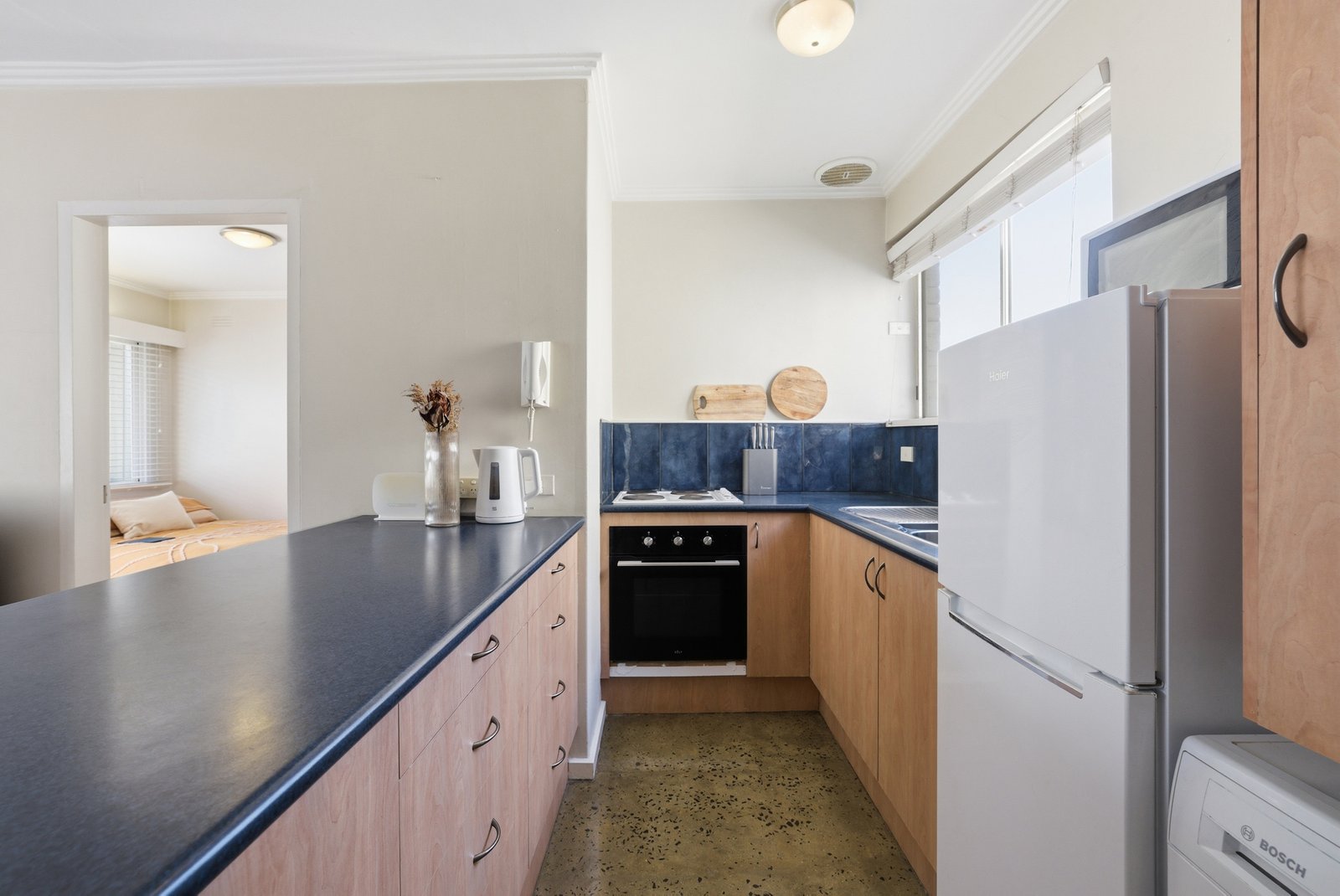 Gallery: 31/252 Dandenong Road