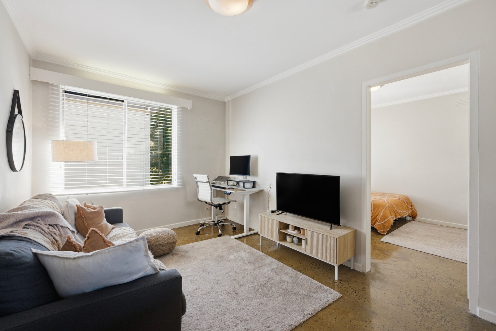 Gallery: 31/252 Dandenong Road