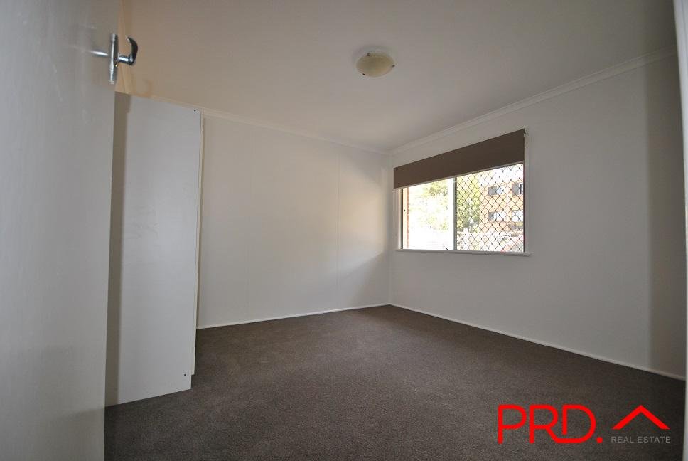 3/126 Marine Parade SOUTHPORT 5