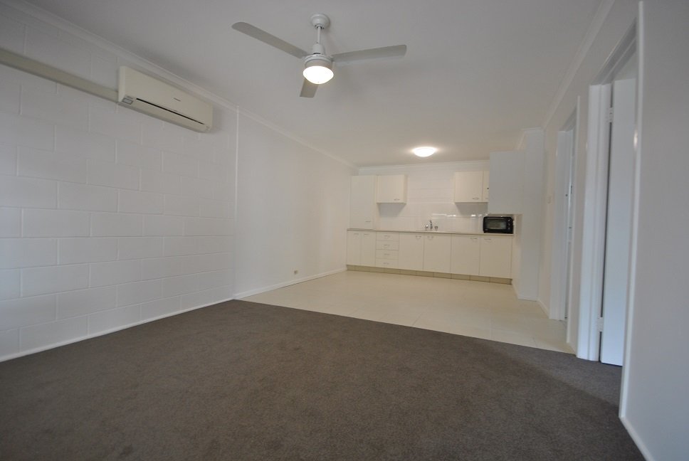 3/126 Marine Parade SOUTHPORT 1