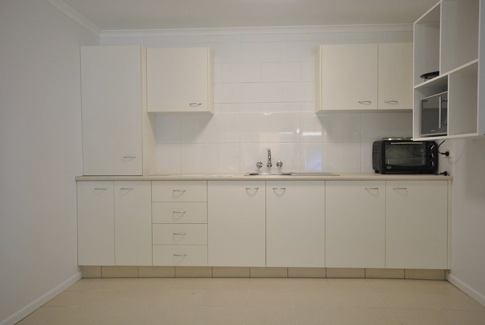 3/126 Marine Parade SOUTHPORT 2
