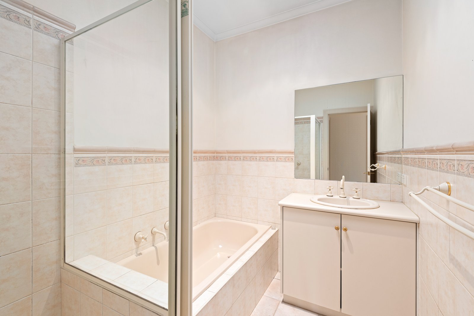 Gallery: 3/129 Dendy Street