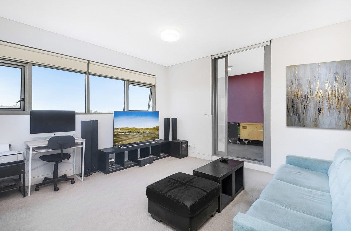 312/99 Forest Road HURSTVILLE 1