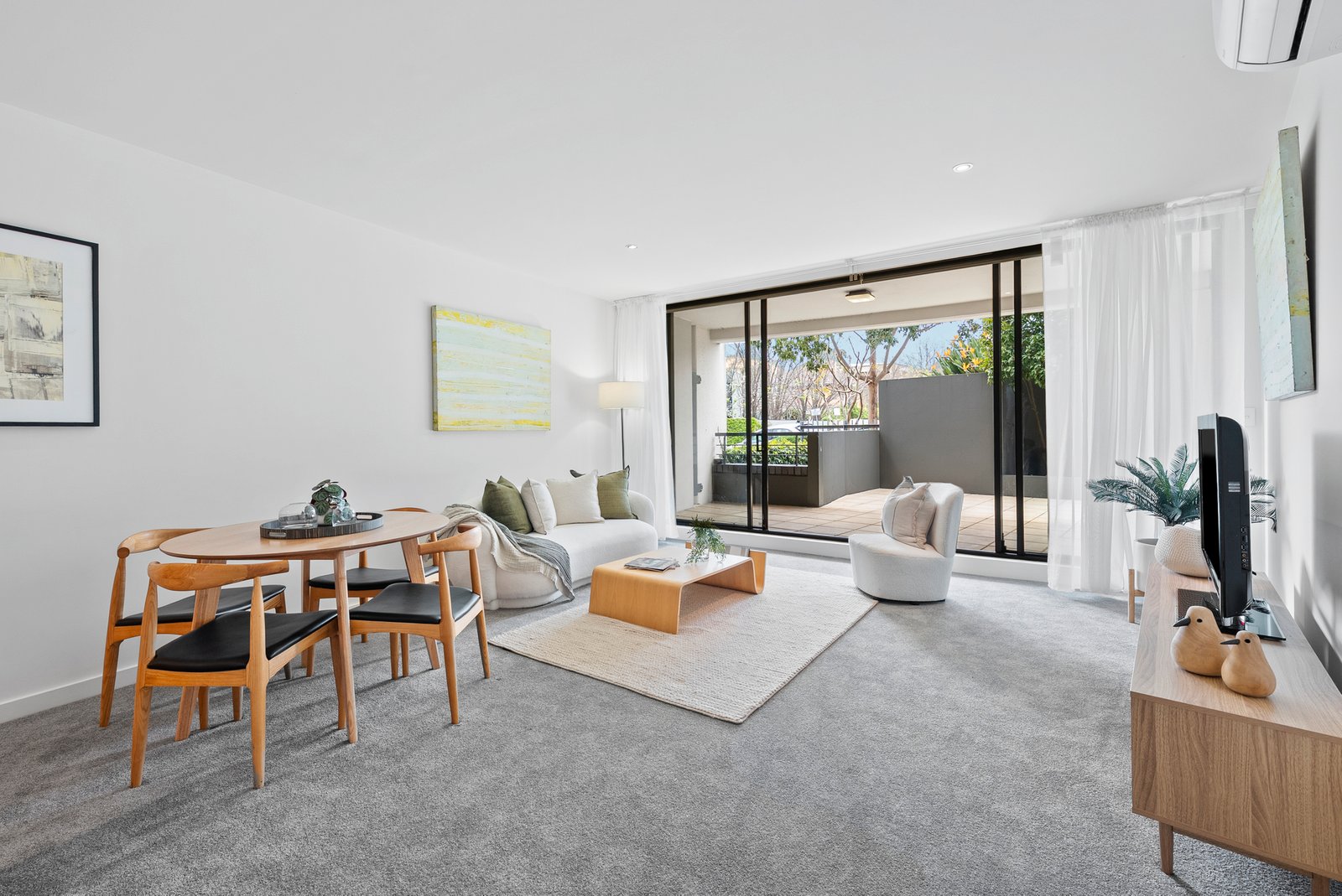 Gallery: 312/99 River Street