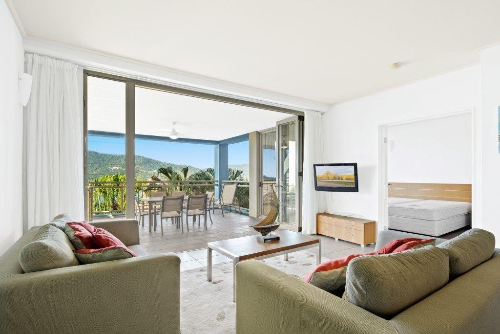 312/9A Hermitage Drive AIRLIE BEACH 3