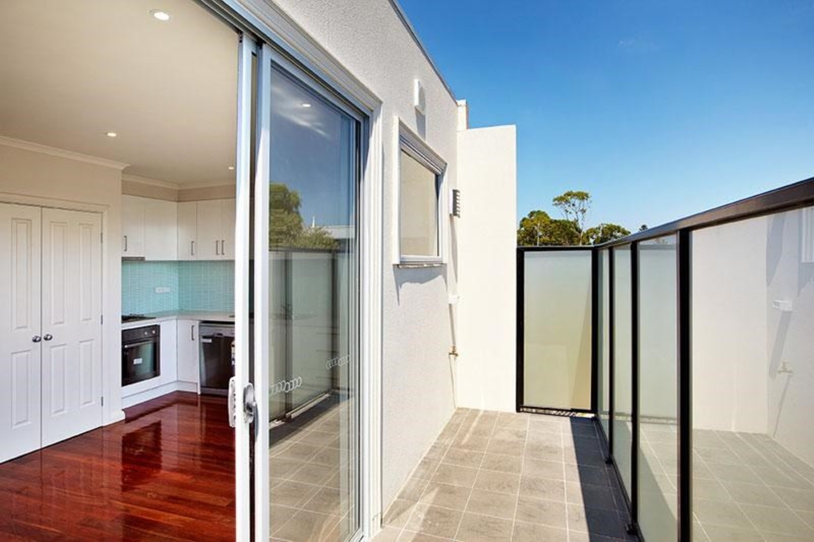 Gallery: 3/13 Chapel Road
