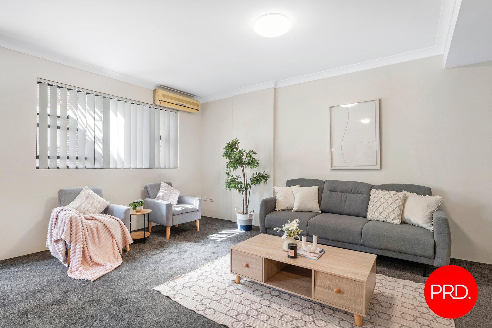 3/13 Hogben Street KOGARAH 2