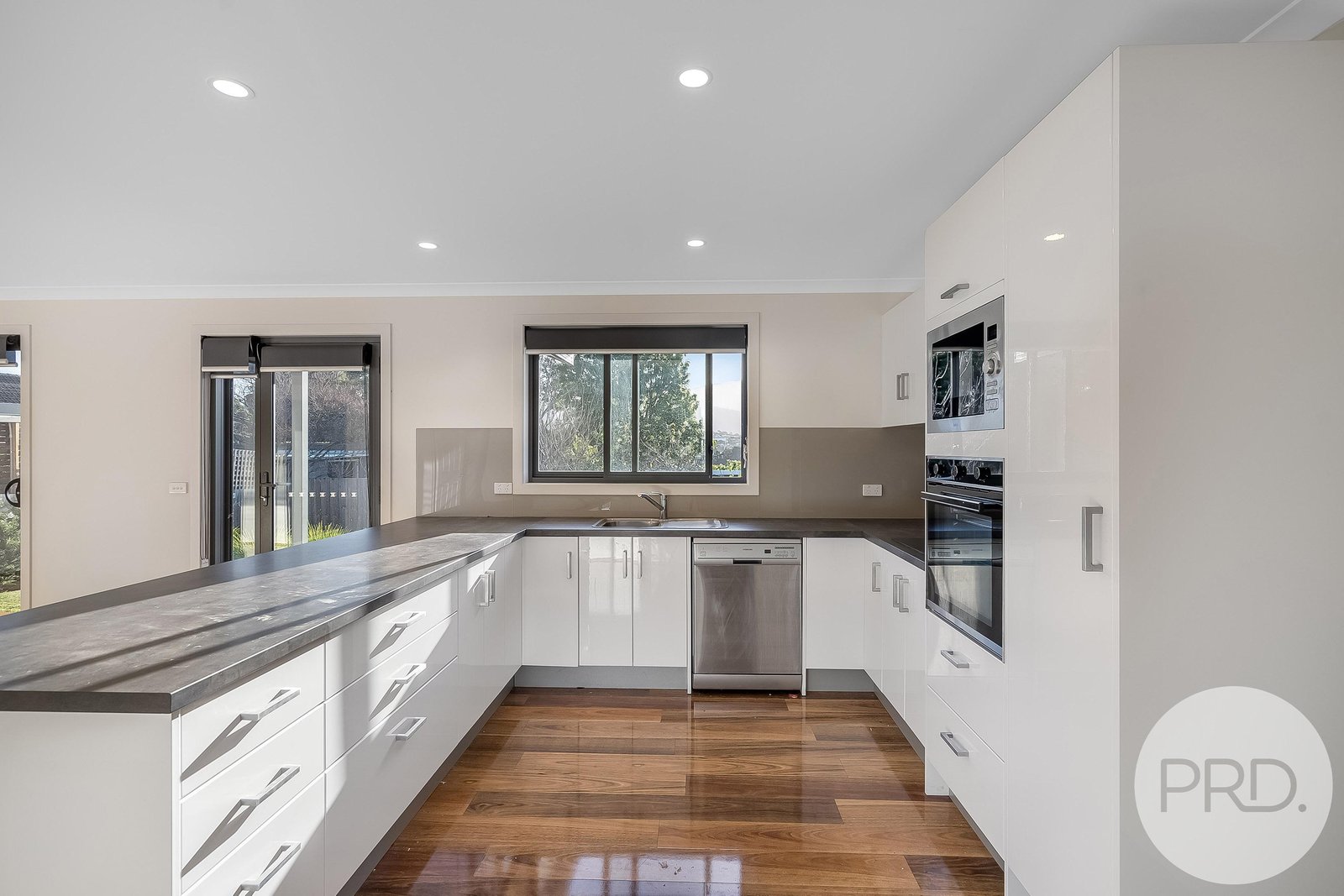 3/13 Lewan Avenue KINGSTON 3