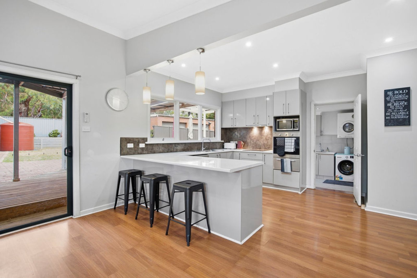 Gallery: 313 Richards Street