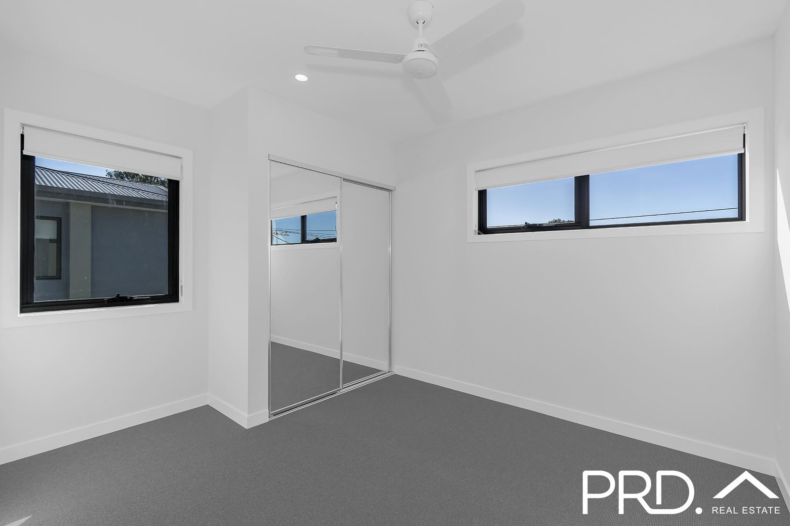 3/13 Robert Street MUDGEERABA 3